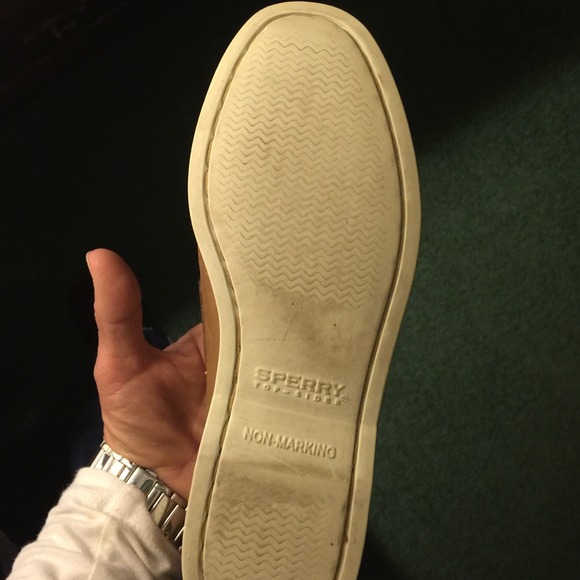 Sperry - Picture 2 of 3