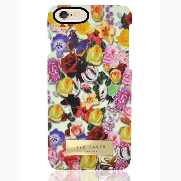 Ted Baker Accessories - Ted Baker floral iPhone 5 case