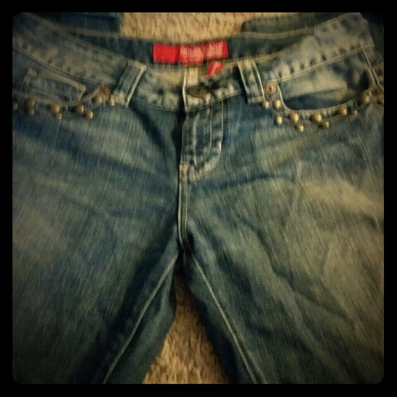 *TEMPORARY PRICE CUT* Guess Boot Cut Jeans