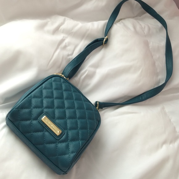 Steve Madden teal quilted crossbody bag nwot