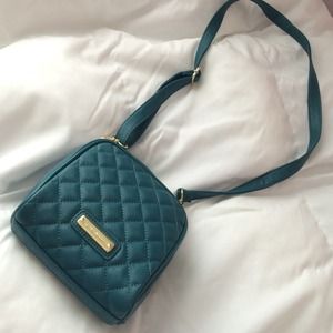 Steve Madden teal quilted crossbody bag nwot