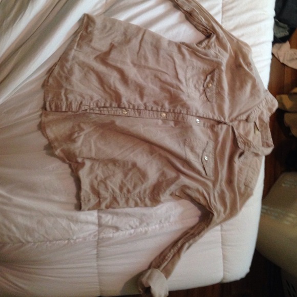 Tan shirt, button up, 3/4 sleeves