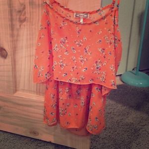 Super cute summer top ☀️