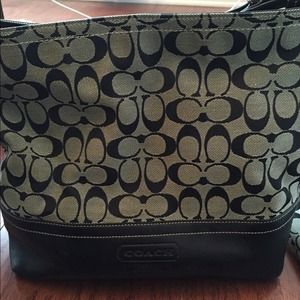 Authentic COACH Handbag