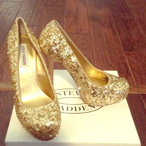 BITTTER by Steve Madden