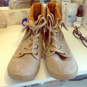 These adorable booties are perfect all year