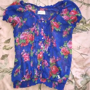 Abercrombie and Fitch short sleeve