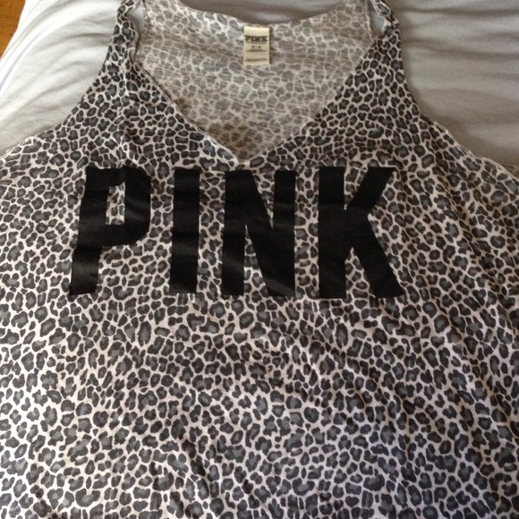 VS Pink top