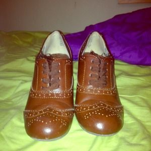 Brown oxford heels