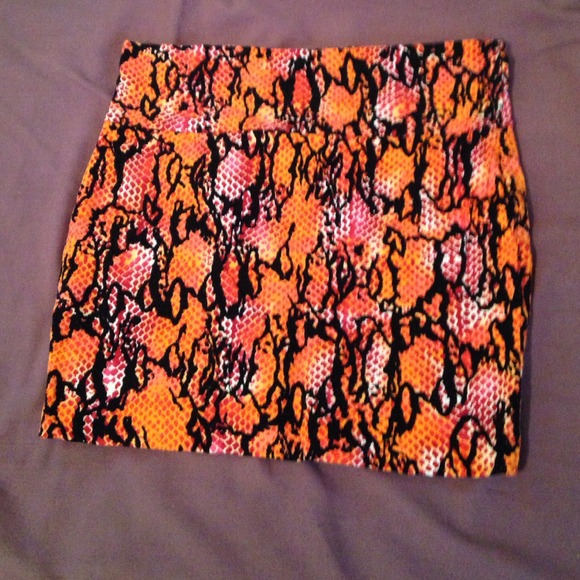 Animal print skirt - Picture 2 of 4