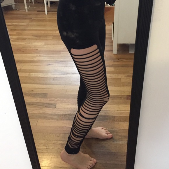 side ripped black leggings