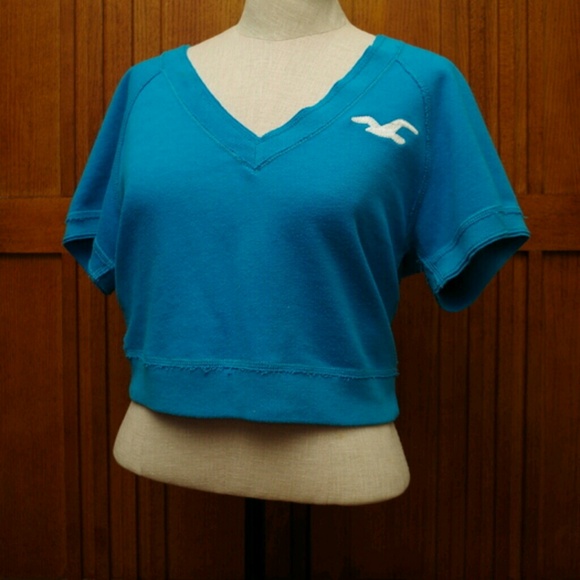 BLUE HOLLISTER SHIRT