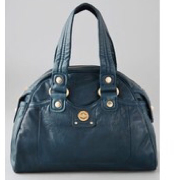 Totally Turnlock Aiden