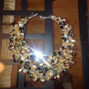 Beautiful necklace from Aldo!!