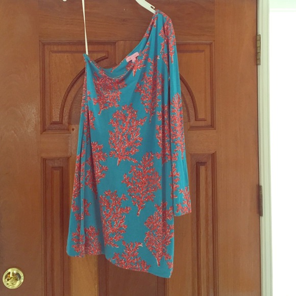 Lily off shoulder dress.