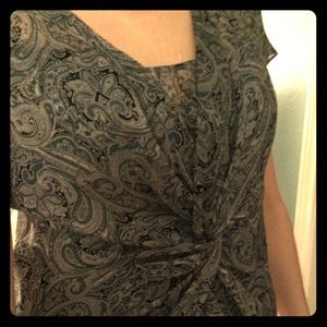✨Ann Taylor Silk Paisley Print Blouse✨👚