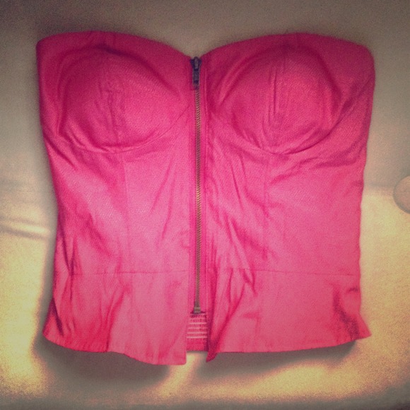 Urban Out. Silence + Noise pink bustier/corset top