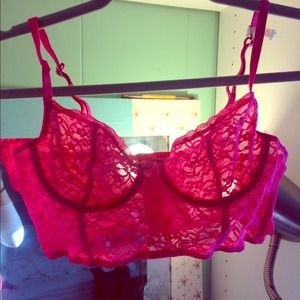 This adorable bra-lette is in style