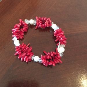 Coral pearl bracelet