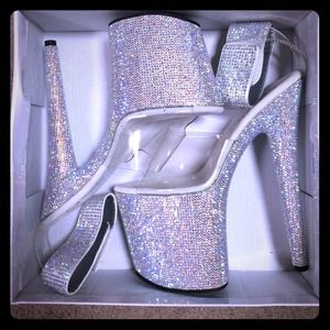 Bejeweled Women's Pleasure stilettos!!!!
