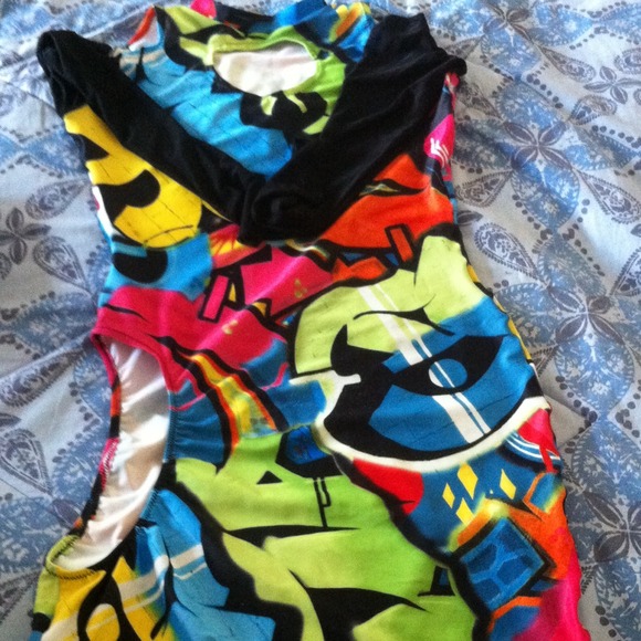 Dress - Picture 2 of 2