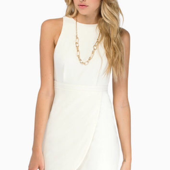 Tobi setting standards dress