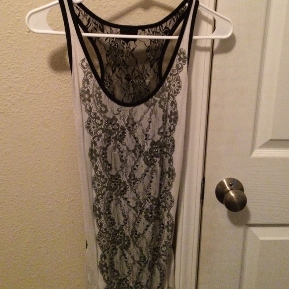 Daytrip lace tank top