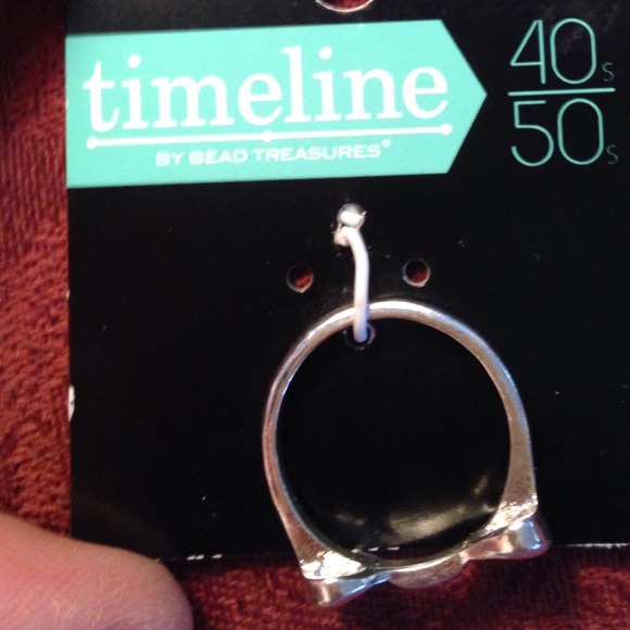Timeline bow ring - Picture 2 of 3