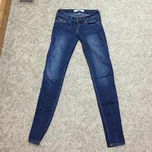 Size 0 Hollister Jeans