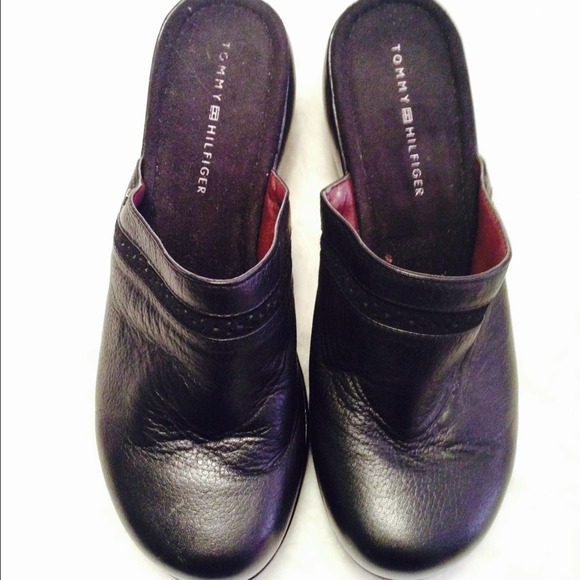 Tommy Hilfiger clogs ❤️❤️❤️❤️ - Picture 1 of 2