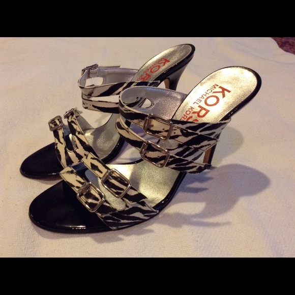 Zebra Print Sandals - Picture 3 of 4