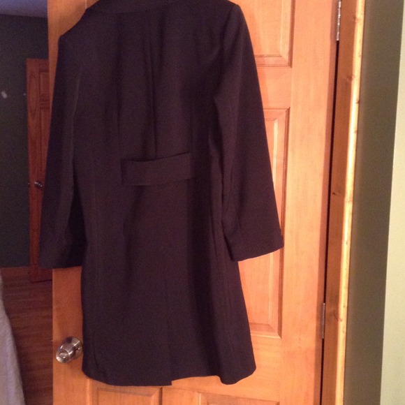 Classy spring coat - Picture 3 of 3