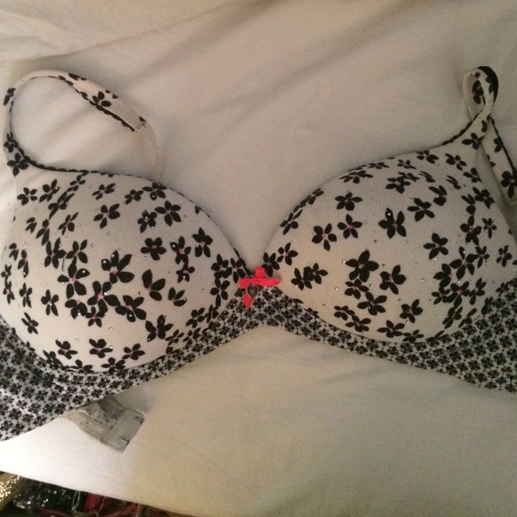 Vs bra