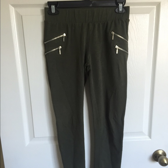 ️BUNDLE- Cargo green legging pants & hot pink top