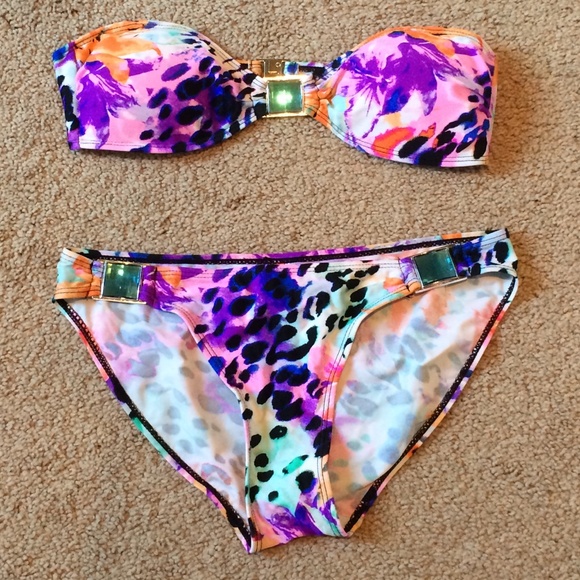 Apolo Swimwear colorful bikini!