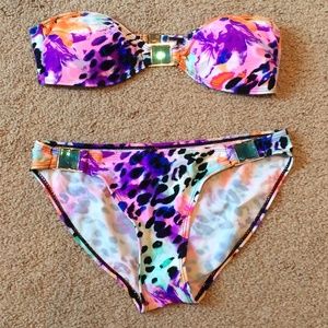 Apolo Swimwear colorful bikini!