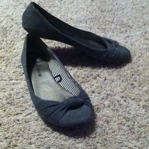 Grey Flats (reserved)