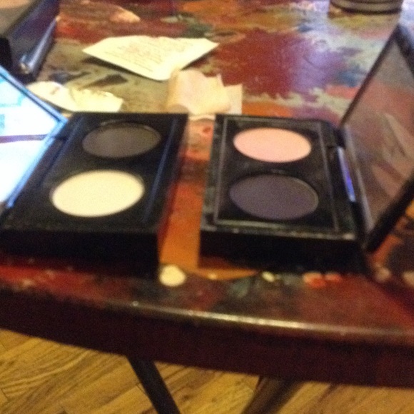 MAC DUO eyeshadow