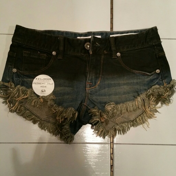 Bullhead jean shorts