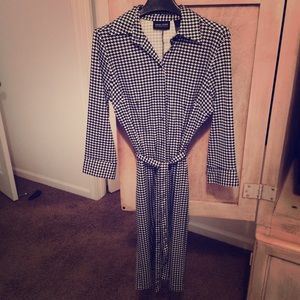 Checkered express dress