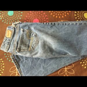 Woman's American Eagle Jeans