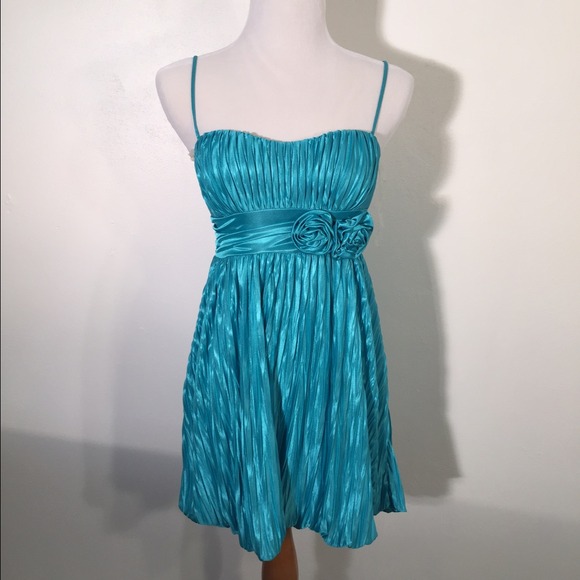 Juniors Dress