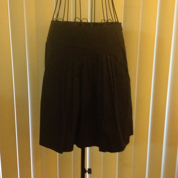 👗👗Classy Banana Republic Black Pleated Skirt👗👗