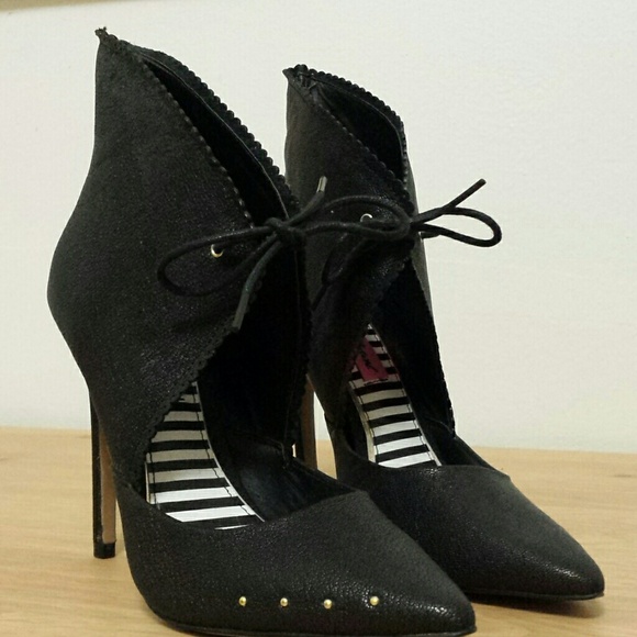 NEW Betsey Johnson Heels.