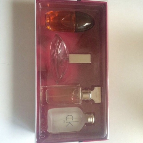 Calvin Klein 4pc Perfume Set
