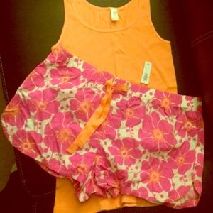 Gap Body NWT floral short & lightly worn tank!