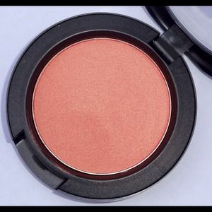 Mac blush. Springsheen