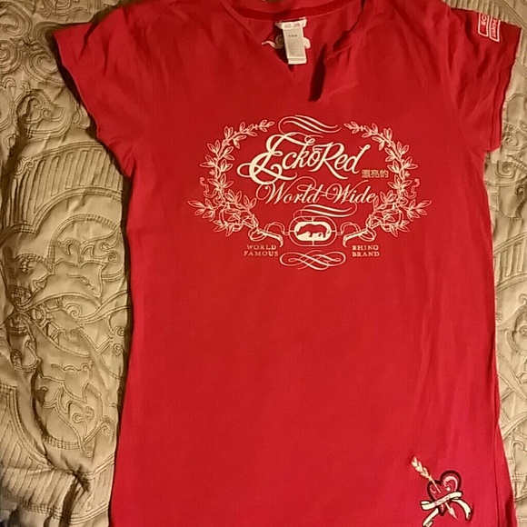 Red ecko t shirt