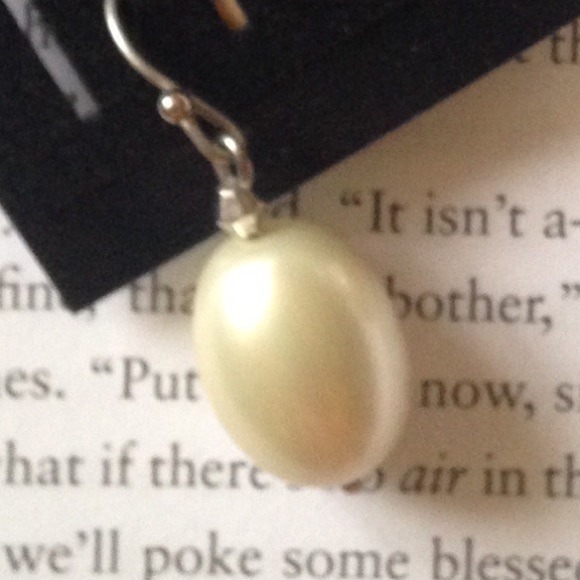 Drop Pearl Earrings - Picture 2 of 2