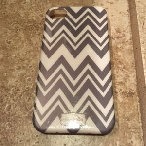 Chevron iPhone 4 cover